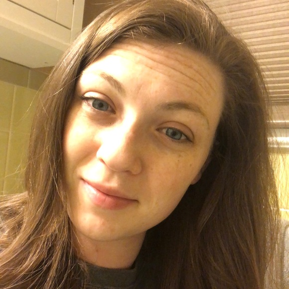 Meet your Posher, Taylore - Picture 1 of 1